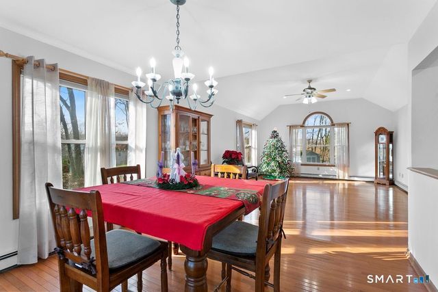 6 Stonegate Lane, Shelton, CT 06484