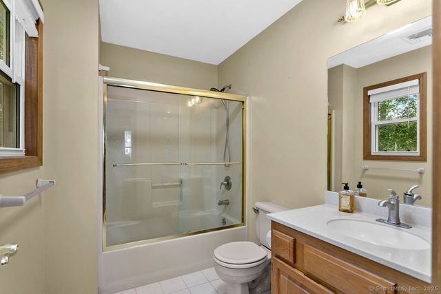 6 Stonegate Lane, Shelton, CT 06484