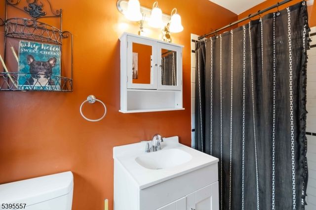 175 Highland Lakes Rd, Vernon Twp., NJ 07422