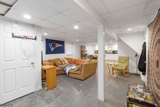 175 Highland Lakes Rd, Vernon Twp., NJ 07422