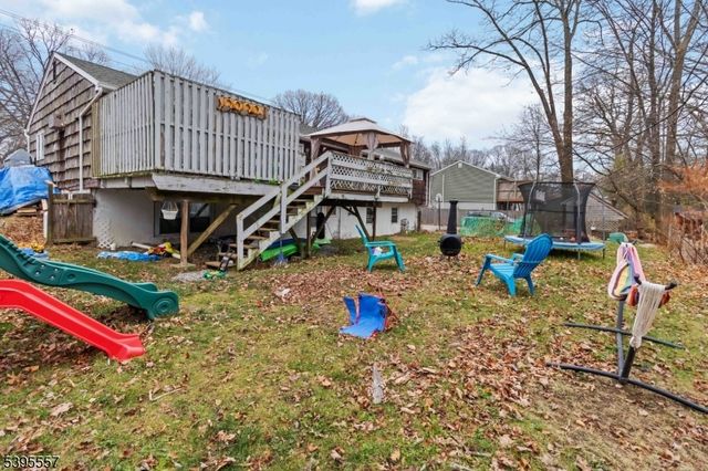 175 Highland Lakes Rd, Vernon Twp., NJ 07422