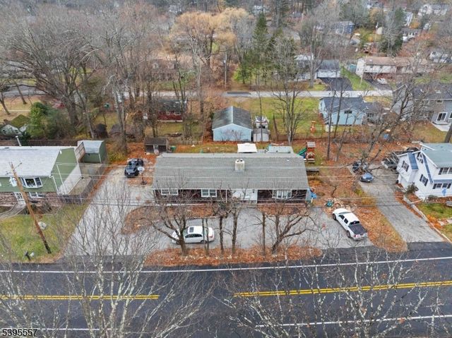 175 Highland Lakes Rd, Vernon Twp., NJ 07422