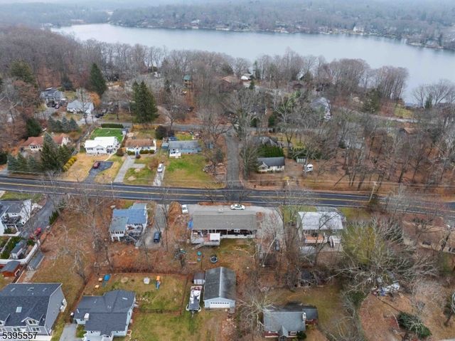 175 Highland Lakes Rd, Vernon Twp., NJ 07422