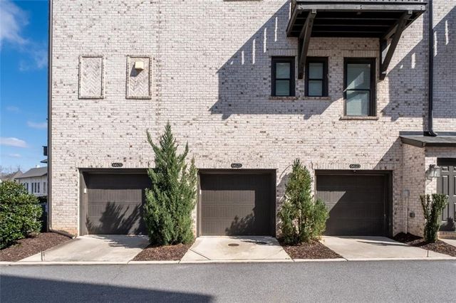 6625 Sterling Drive, Atlanta, GA 30328