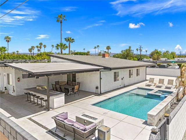 589 S Mountain View, Palm Springs, CA 92264