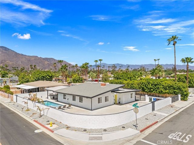 589 S Mountain View, Palm Springs, CA 92264