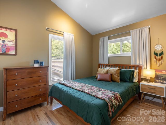 1 Half Moon Drive, Swannanoa, NC 28778