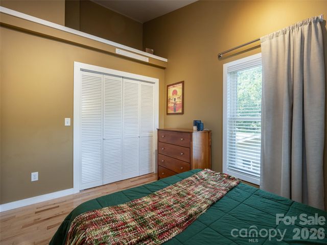 1 Half Moon Drive, Swannanoa, NC 28778