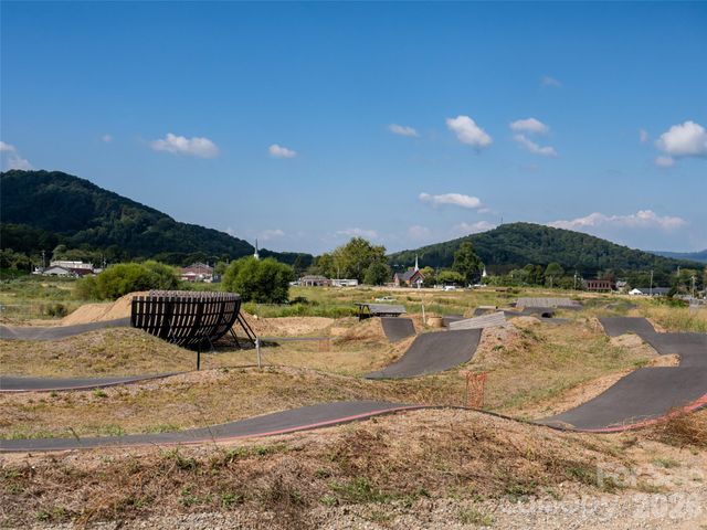 1 Half Moon Drive, Swannanoa, NC 28778