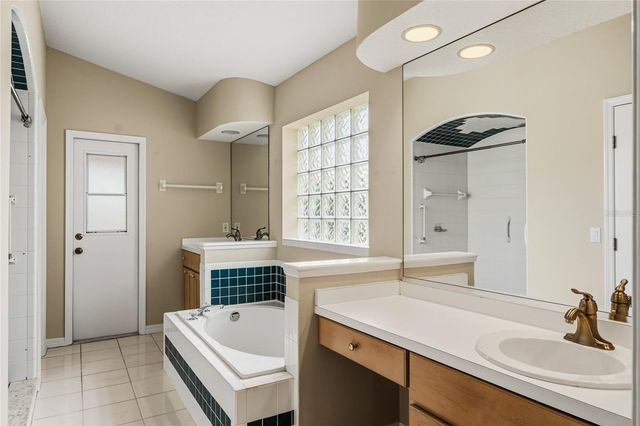 99 HOLLOW PINE DRIVE, Debary, FL 32713