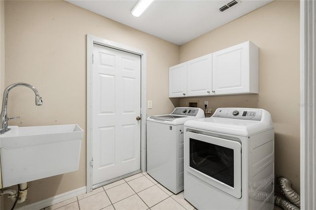 99 HOLLOW PINE DRIVE, Debary, FL 32713