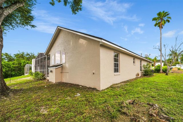 99 HOLLOW PINE DRIVE, Debary, FL 32713