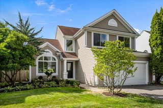 872 Tylerton Circle, Grayslake, IL 60030