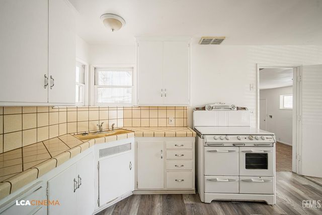 619 Palo Verde Street, Bakersfield, CA 93309