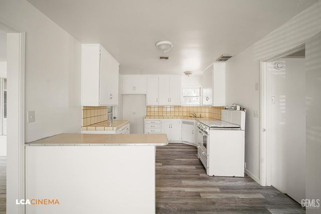 619 Palo Verde Street, Bakersfield, CA 93309