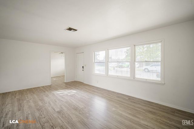 619 Palo Verde Street, Bakersfield, CA 93309