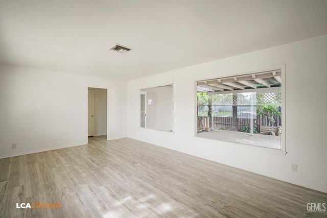 619 Palo Verde Street, Bakersfield, CA 93309