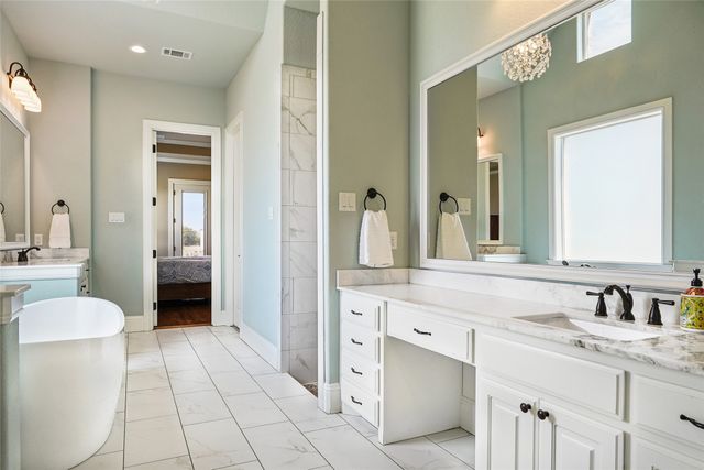 5550 Donald Road, Krum, TX 76249