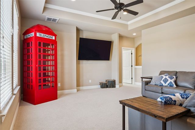 5550 Donald Road, Krum, TX 76249