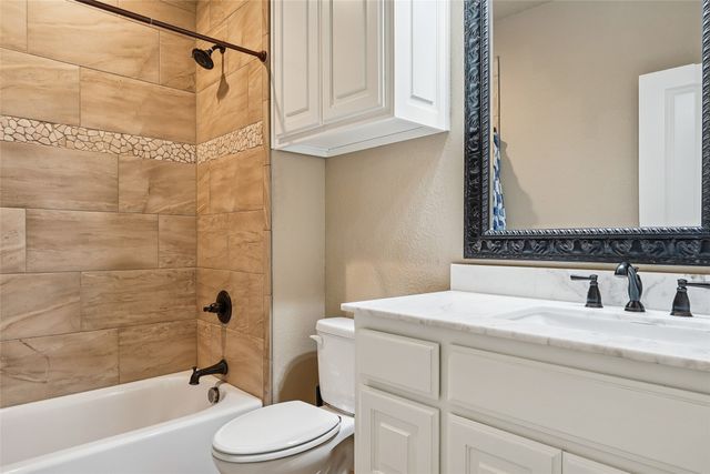 5550 Donald Road, Krum, TX 76249