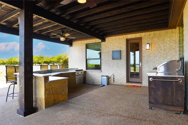 5550 Donald Road, Krum, TX 76249