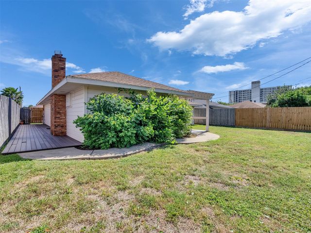 3321 Pine Street, Galveston, TX 77551