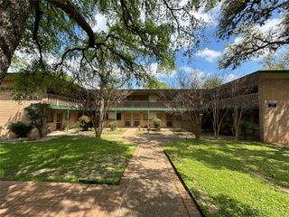1212 W 13th ST H, Austin, TX 78703