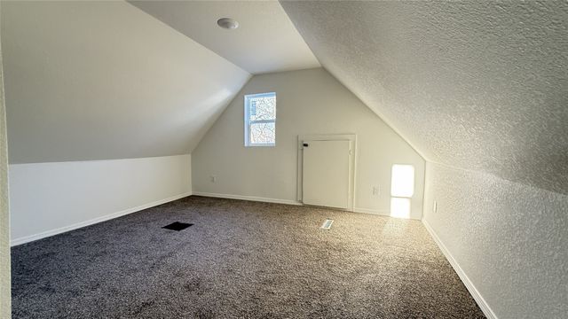 104 E 15th Street, Des Moines, IA 50316