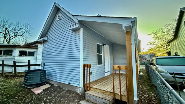 104 E 15th Street, Des Moines, IA 50316