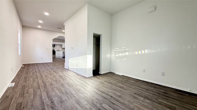 104 E 15th Street, Des Moines, IA 50316