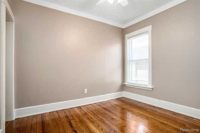 2604 Cadillac Boulevard, Detroit, MI 48214