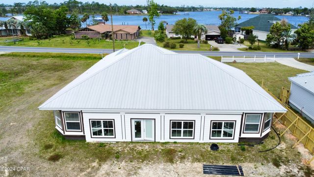 1043 Plantation Drive, Panama City, FL 32404