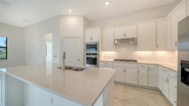 14704 GOLDEN GRASS TERRACE, Nokomis, FL 34275