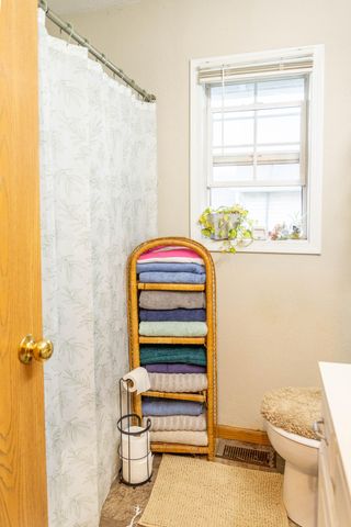 261 W JACKSON ST, Marshall, MO 65340