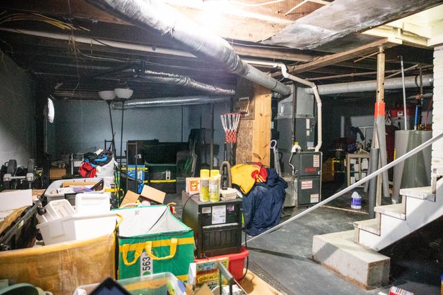 261 W JACKSON ST, Marshall, MO 65340