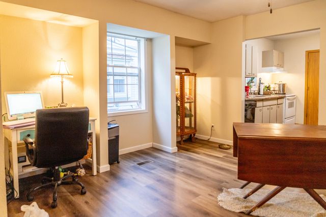 261 W JACKSON ST, Marshall, MO 65340