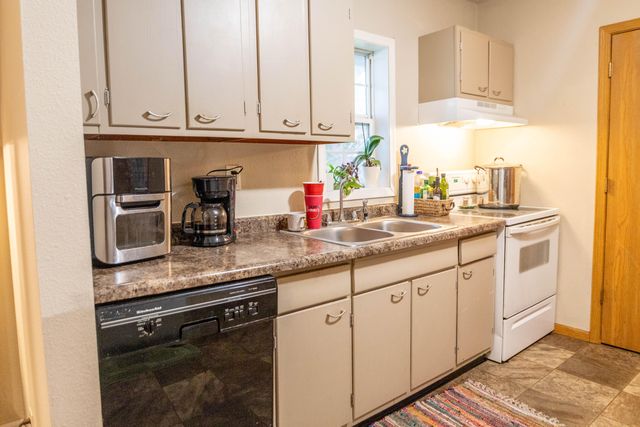 261 W JACKSON ST, Marshall, MO 65340