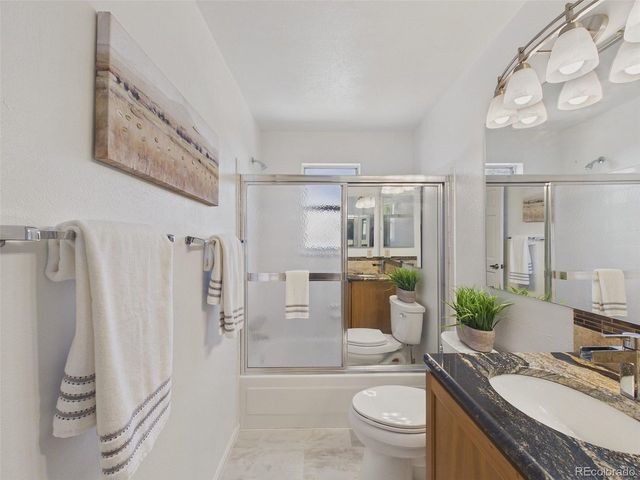 7152 Ellis St, Arvada, CO 80004