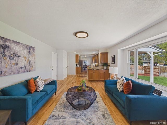 7152 Ellis St, Arvada, CO 80004