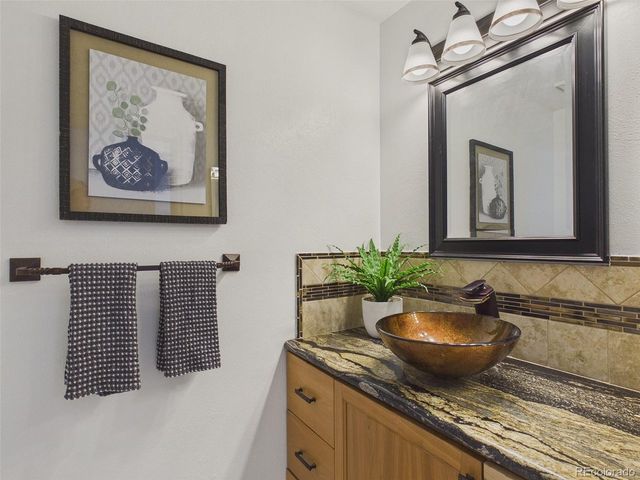 7152 Ellis St, Arvada, CO 80004