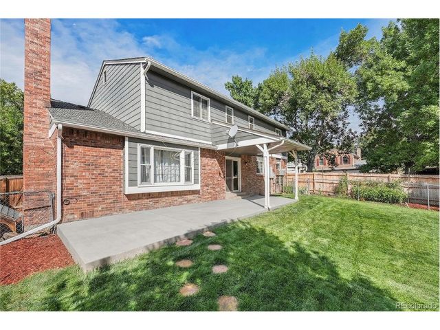 7152 Ellis St, Arvada, CO 80004