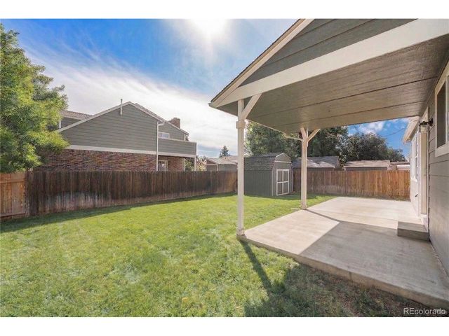 7152 Ellis St, Arvada, CO 80004