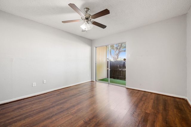1500 Bay Area Boulevard B105, Houston, TX 77058
