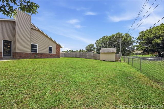 12007 E 83rd Street N, Owasso, OK 74055