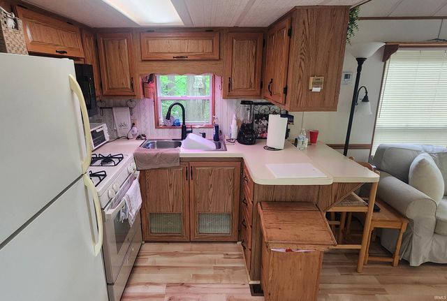 80 Valley Gorge Pass, Angola, IN 46703