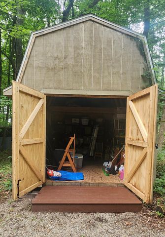 80 Valley Gorge Pass, Angola, IN 46703