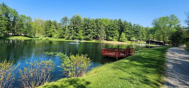 80 Valley Gorge Pass, Angola, IN 46703