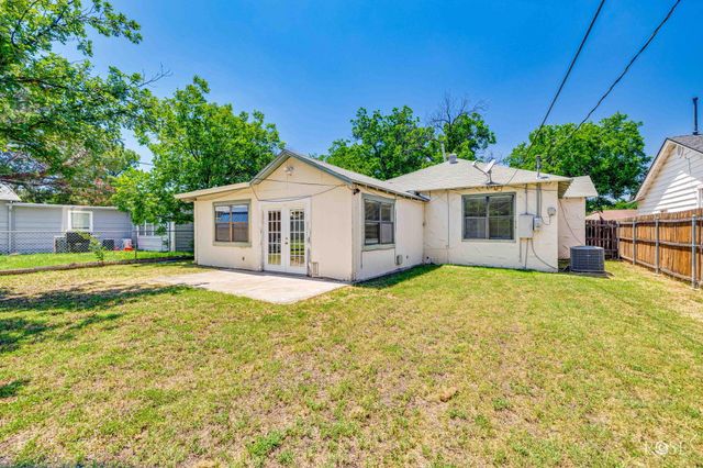 2213 W Ave L, San Angelo, TX 76901