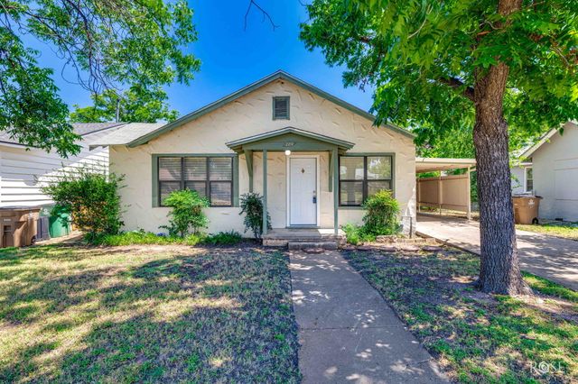 2213 W Ave L, San Angelo, TX 76901