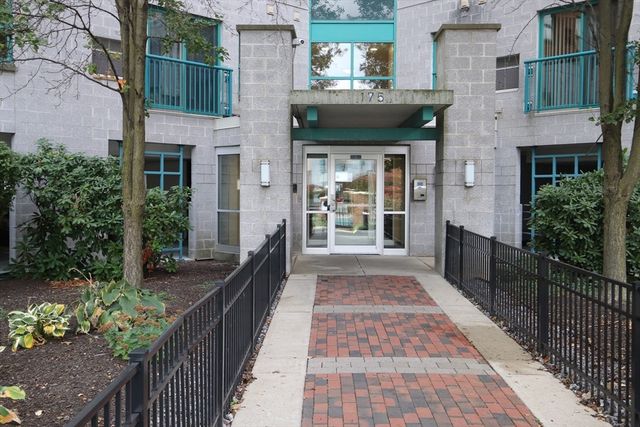 175 Cottage St. 501, Chelsea, MA 02150